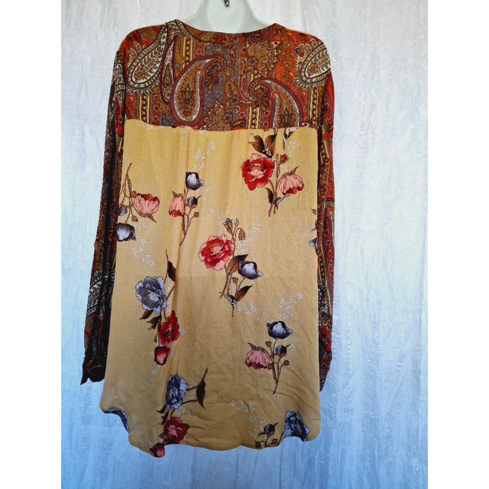 Hope Springs Sz L, Yellow, Red button front hippie bohemian Floral Cottage Top